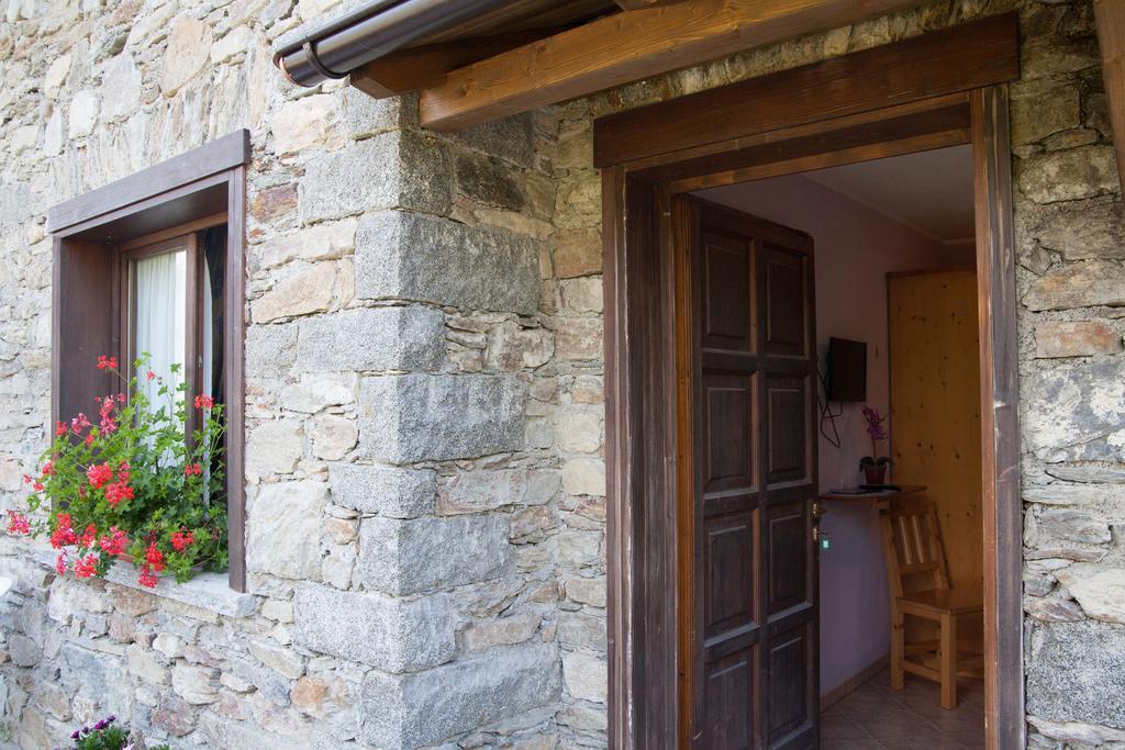 הוילה Mazzo di Valtellina Agriturismo Al Castagneto מראה חיצוני תמונה