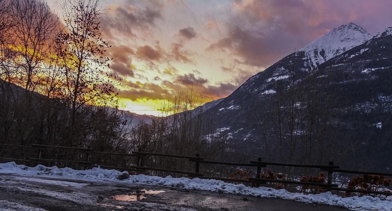 הוילה Mazzo di Valtellina Agriturismo Al Castagneto מראה חיצוני תמונה