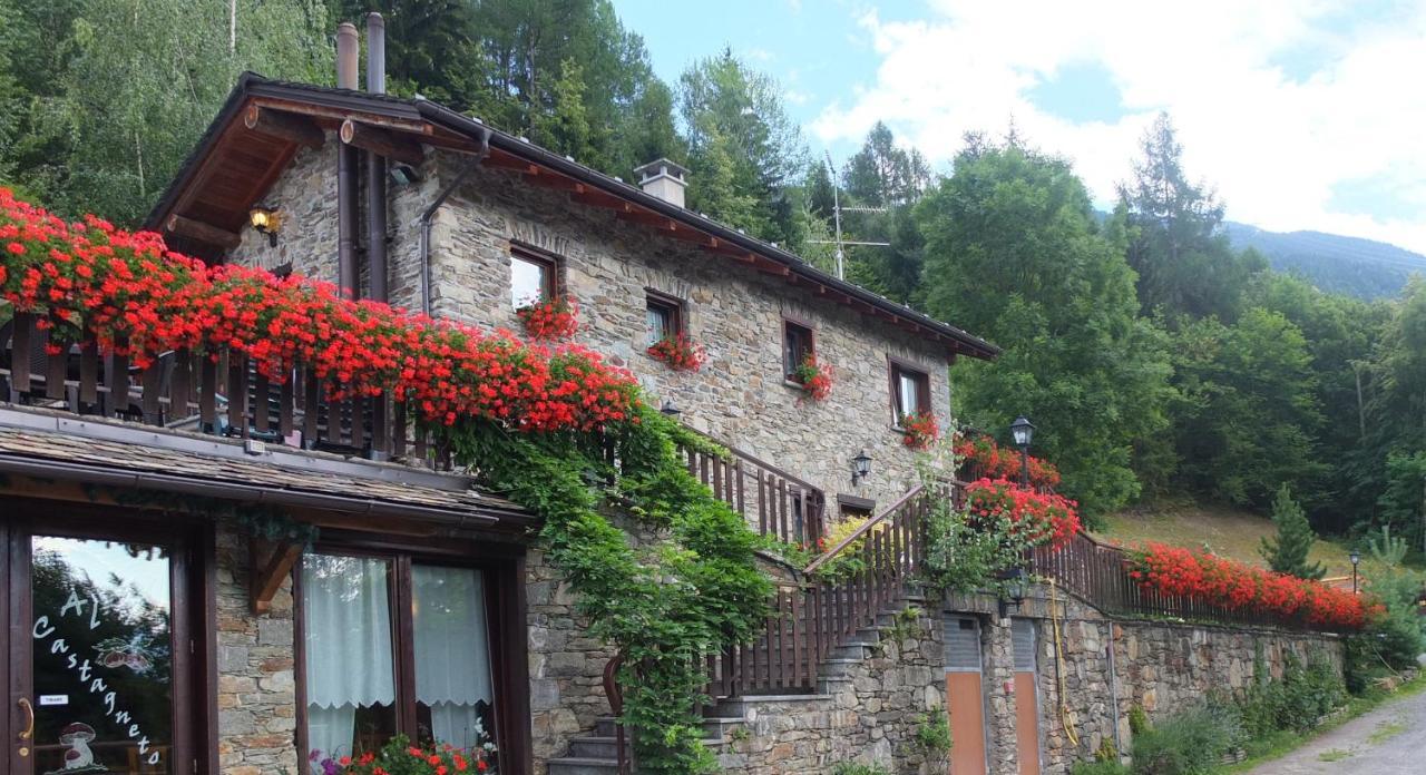 הוילה Mazzo di Valtellina Agriturismo Al Castagneto מראה חיצוני תמונה